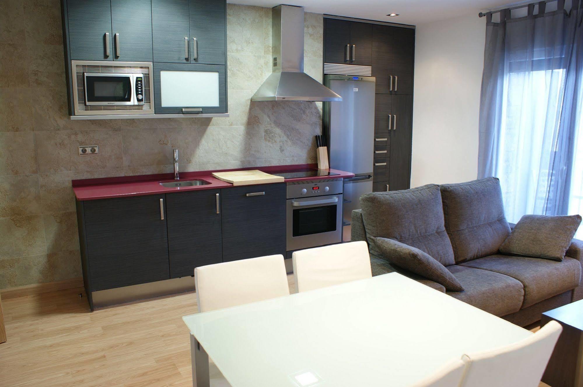 Apartamentos Puerta De Ordesa لاسبونا المظهر الخارجي الصورة