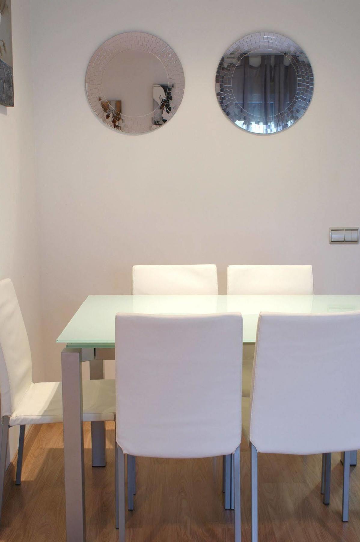 Apartamentos Puerta De Ordesa لاسبونا المظهر الخارجي الصورة